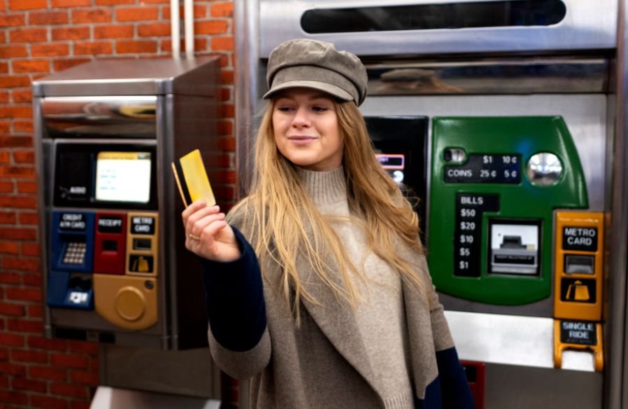 Should You Wait for the ATM to Return Your Debit Card?