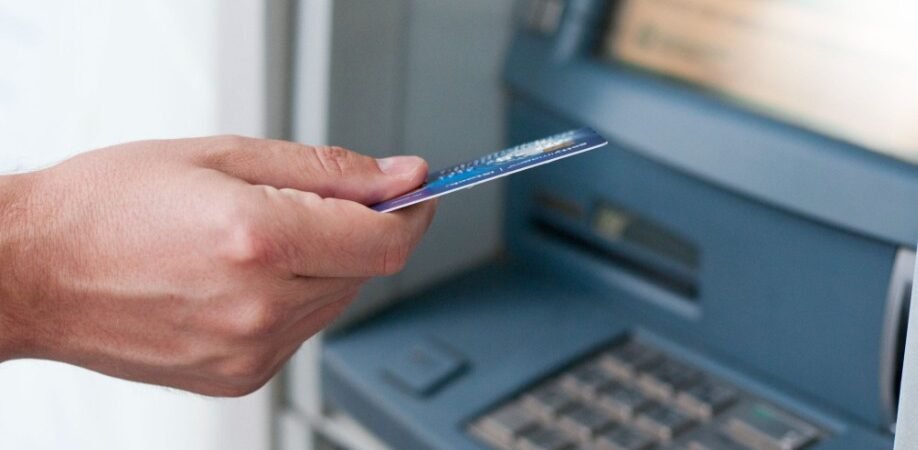 What to Do If an ATM Keeps Your Debit Card: 7 Steps