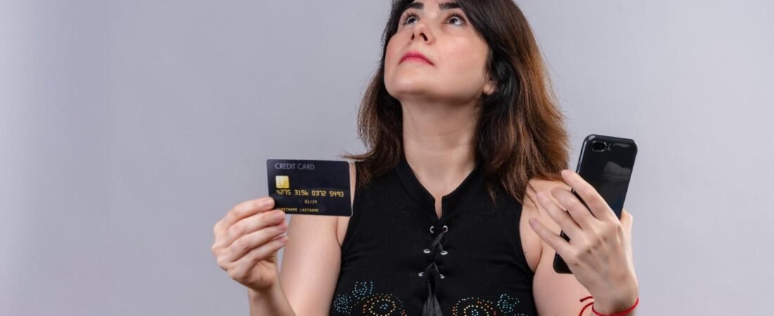 Can a Merchant Charge a Debit Card Without a PIN? The Truth Behind PINless Payments