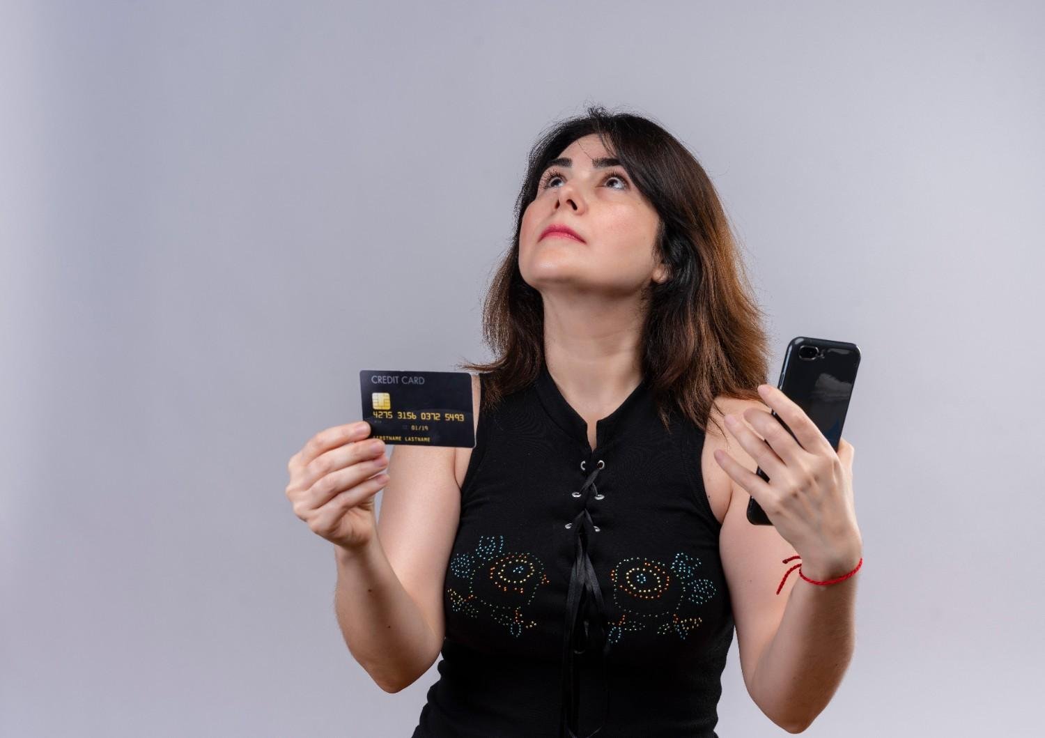 Can a Merchant Charge a Debit Card Without a PIN? The Truth Behind PINless Payments